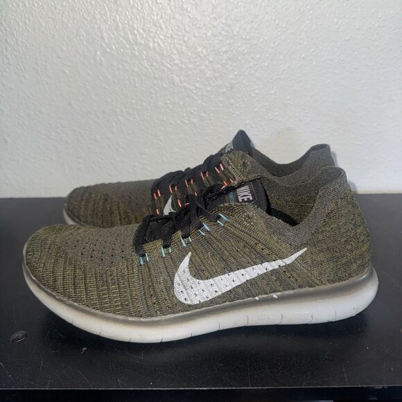 Nike Free RN Flyknit Mens Size 9.5 Dark Green Running Sneaker 831069-301
